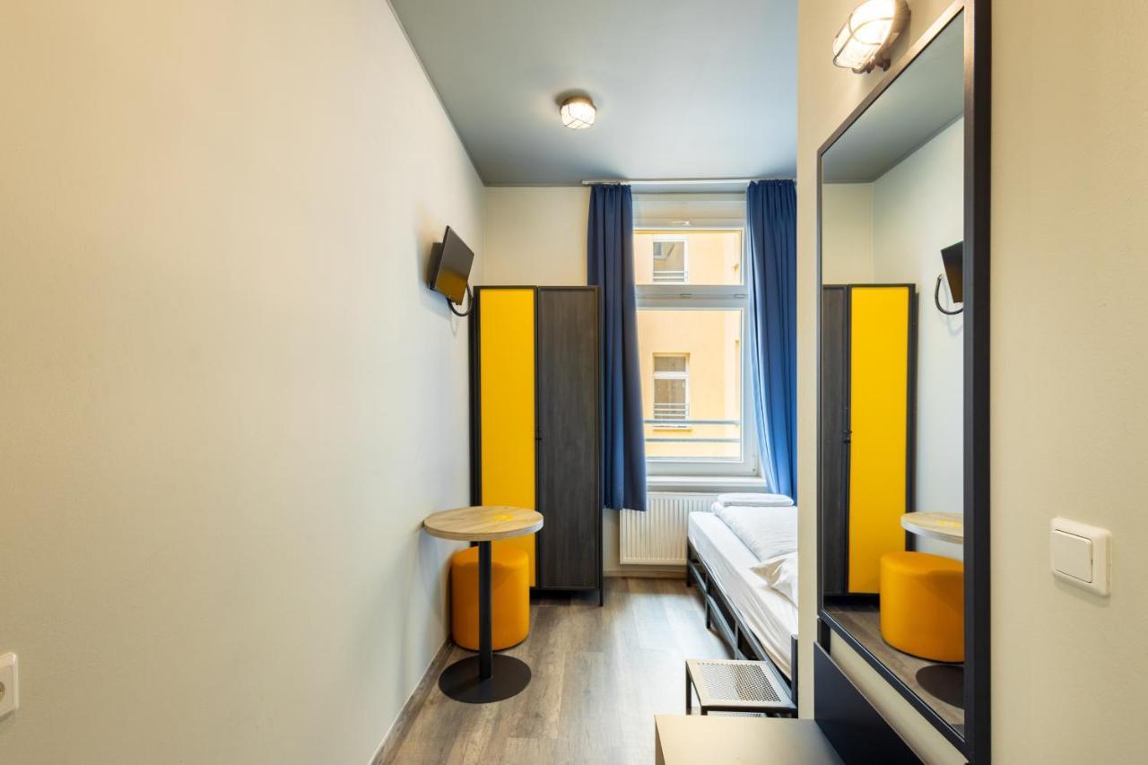 A&O Dortmund Hauptbahnhof Hotel Bagian luar foto